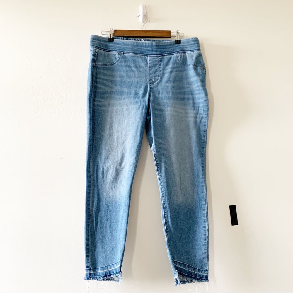 Old Navy Plus Size 14 Pull On Stretch Jeggings